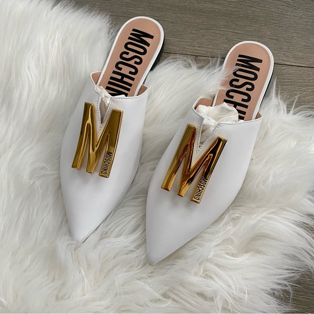 NEW Moschino Logo Pointy Toe Mule